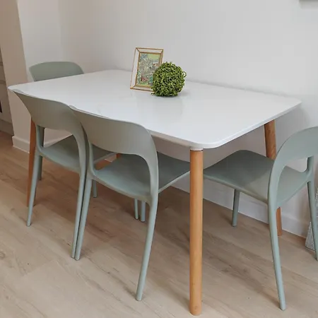 Gated 4 Guests House Free Parking Дом отдыха