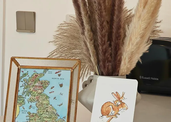 Gated 4 Guests House Free Parking Дом отдыха *